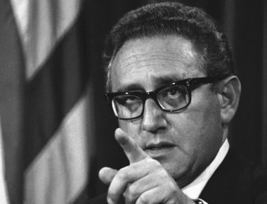 Κίσινγκερ σε Τούρκους: «Πάρτε ότι θέλετε από την Κύπρο - Είστε σημαντικότερος σύμμαχος από Ελλάδα»